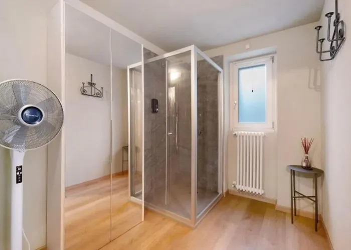 Aloha Дом отдыха Манделло-дель-Ларио