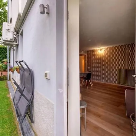 Aloha 曼代洛-德尔拉里奥